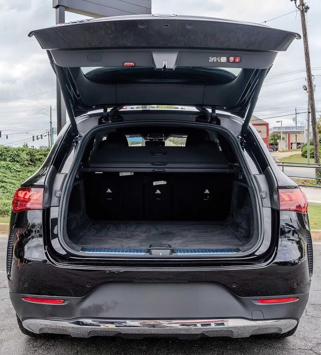 Mercedes-Benz EQE 350+      2023