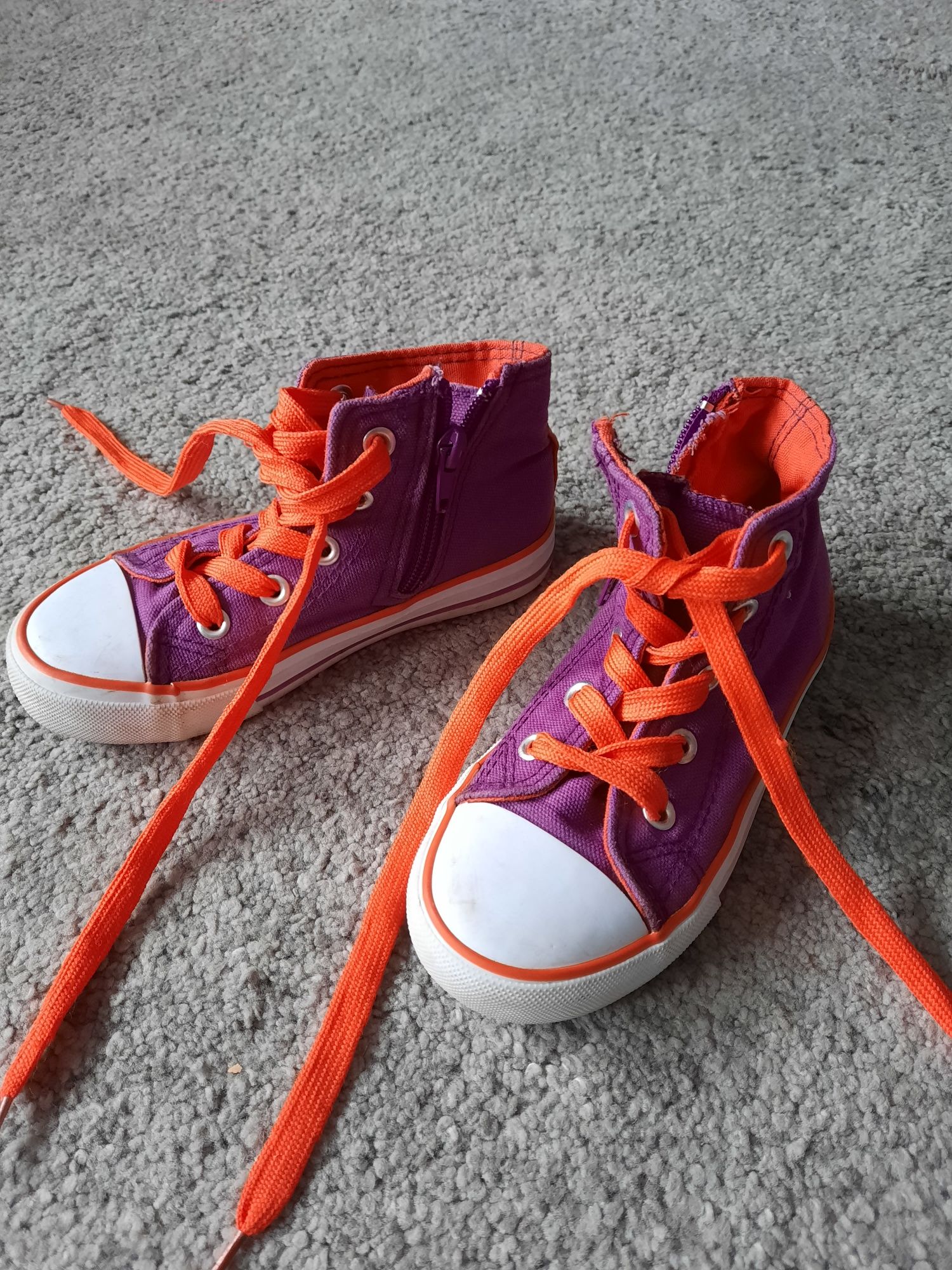 Trampki jak nowe