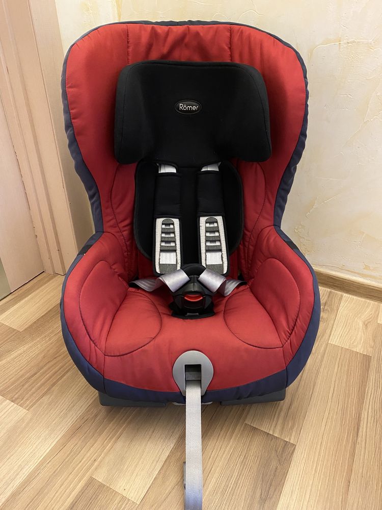 Автокресло Britax Römer King plus 9-18 кг с 9 мес.до 4 лет