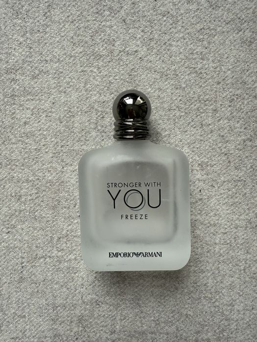 Pusty flakon po perfumach Stronger with You Freeze Armani