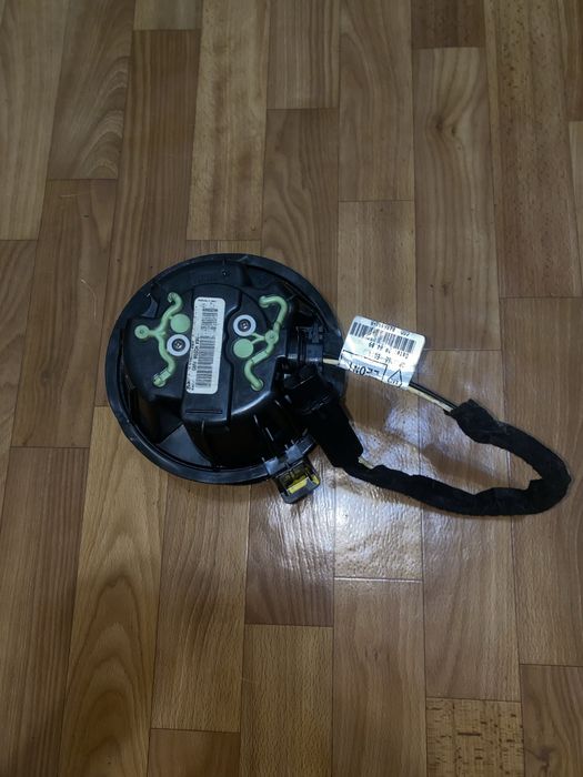 Моторчик вентилятор печки пічки Логан Logan Сандеро GMV BOSCH X90