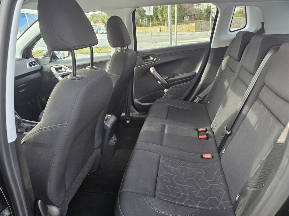 Peugeot 2008 1.6 HDI 83 000 KMS C/GPS 2016