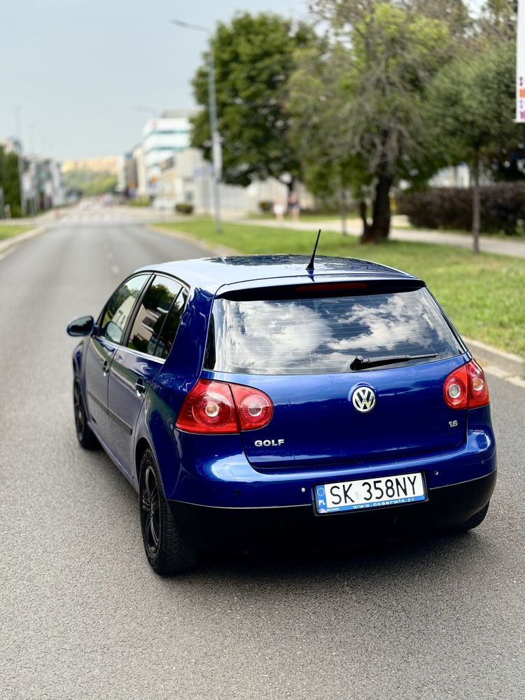 Volkswagen Golf 5 1.6 MPi