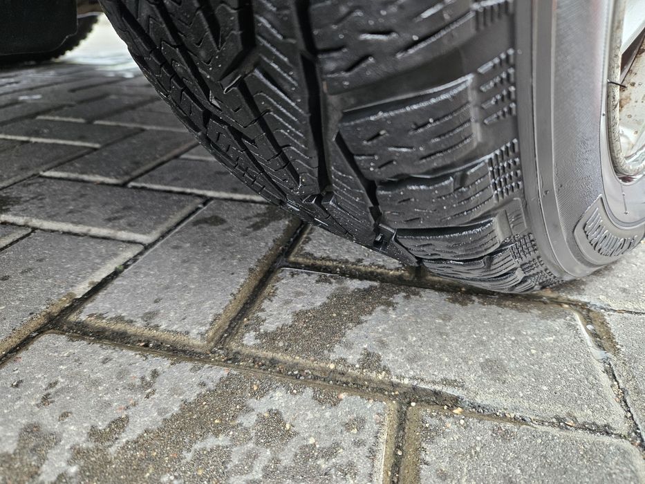 Subaru Outback 2004 рік 2.0 бензин 4×4 для військових в Україні