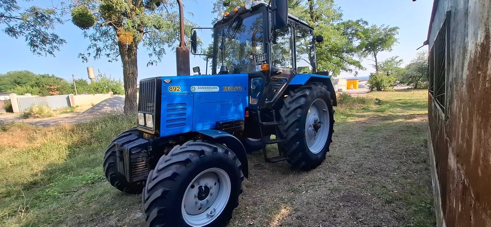 Трактор МТЗ - 892