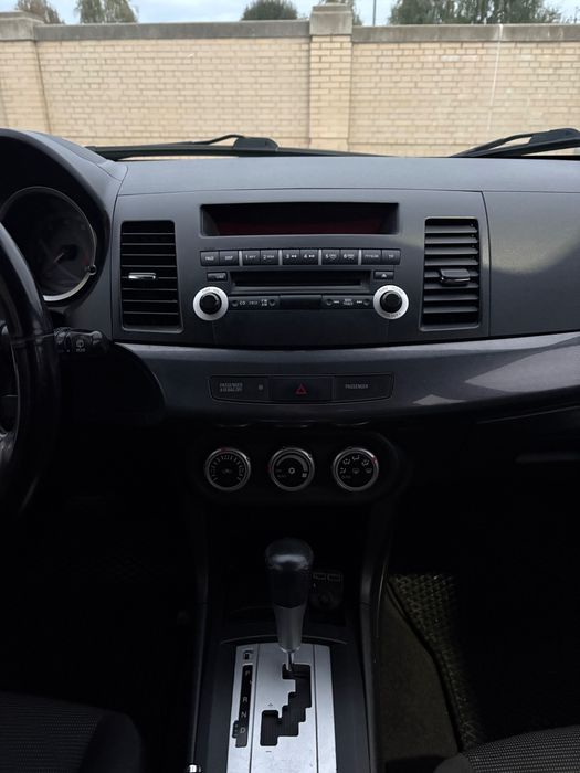 Mitsubishi lancer 2008