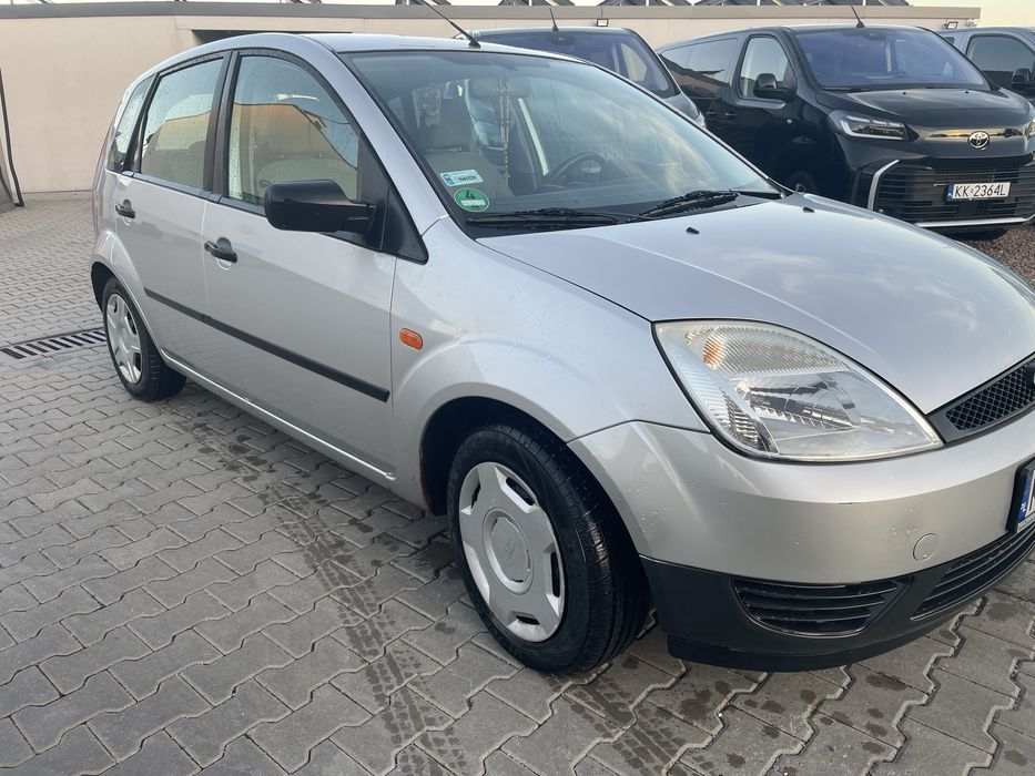 Ford fiesta 1.3 benzyna 2002r