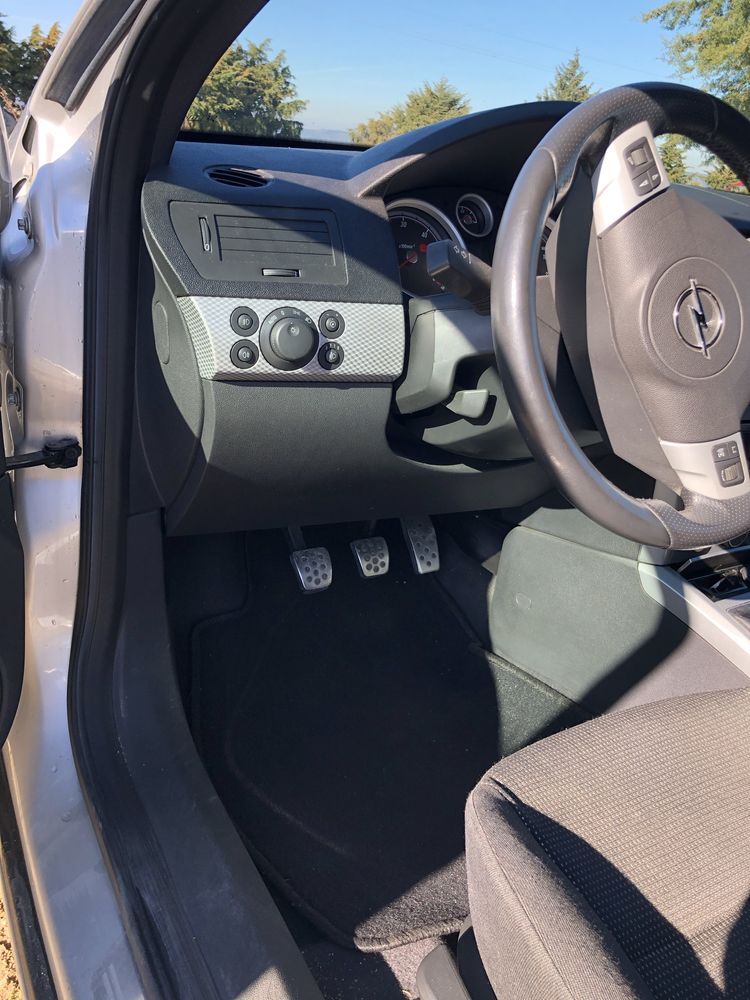 Opel Astra.