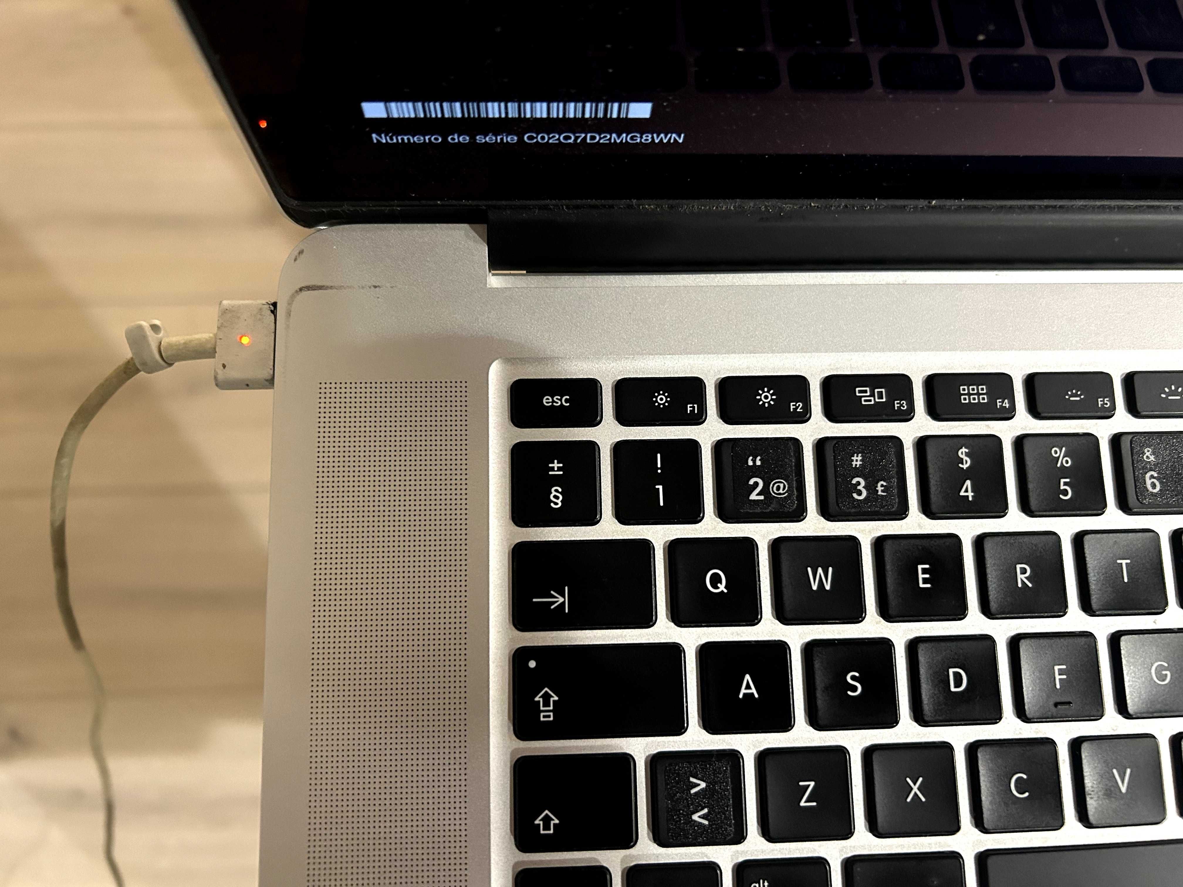 macBook Pro (Retina 15 polegadas, meados 2015)