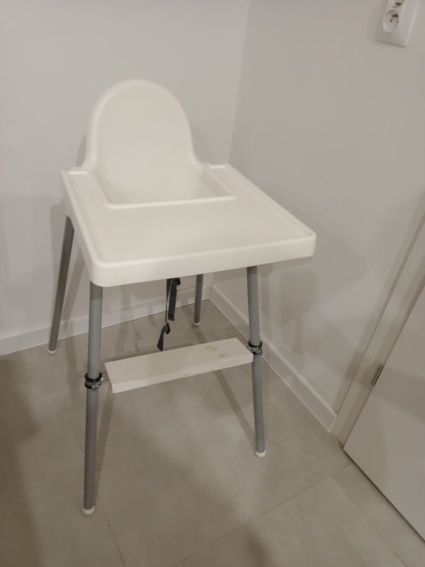Krzesełko Ikea antilop z podnóżkiem