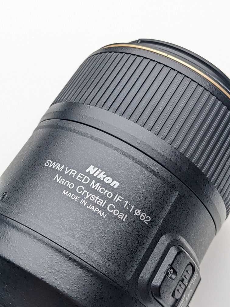 Макро об'єктив Nikon AF-S VR Micro-Nikkor 105mm f/2.8G IF-ED