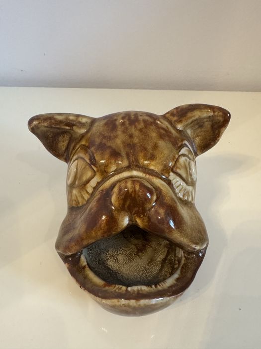 Pote de cerâmica portuguesa Bull dog