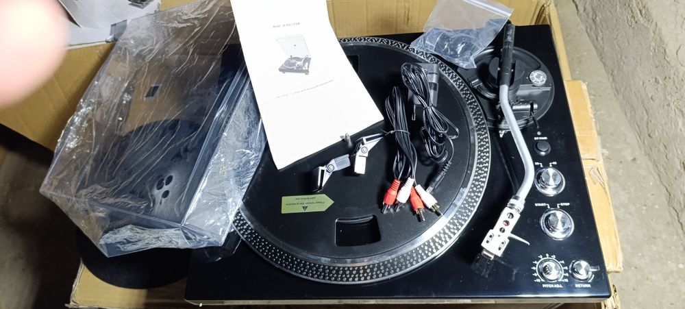 Вінтажний програвач вініловий  LP-45B з Bluetooth-передачею