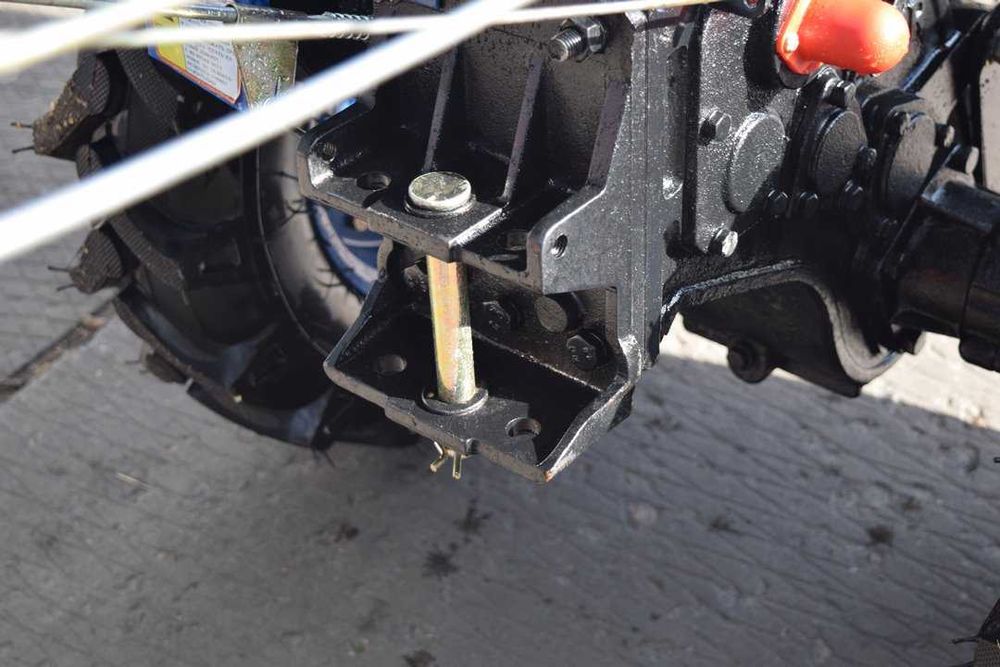 Мотоблок Зубр JR-Q78 ПЛЮС (8 к.с.) дизель! фреза 100 см!