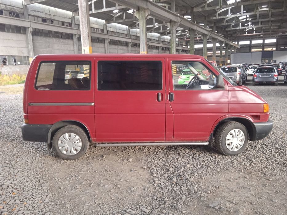 Продам бус в робочому стані.