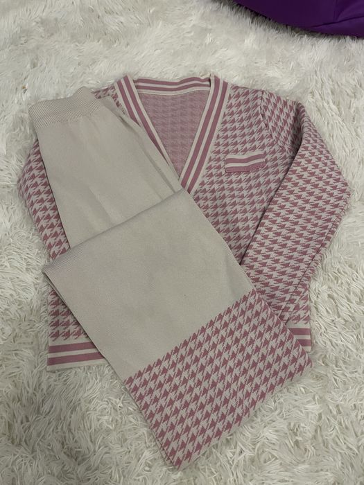 Костюм для дівчинки