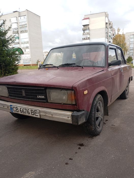 Продам ваз 2105.