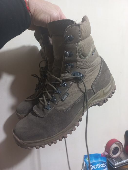 Берцы  военные  в рабочем состоянии 46 размер