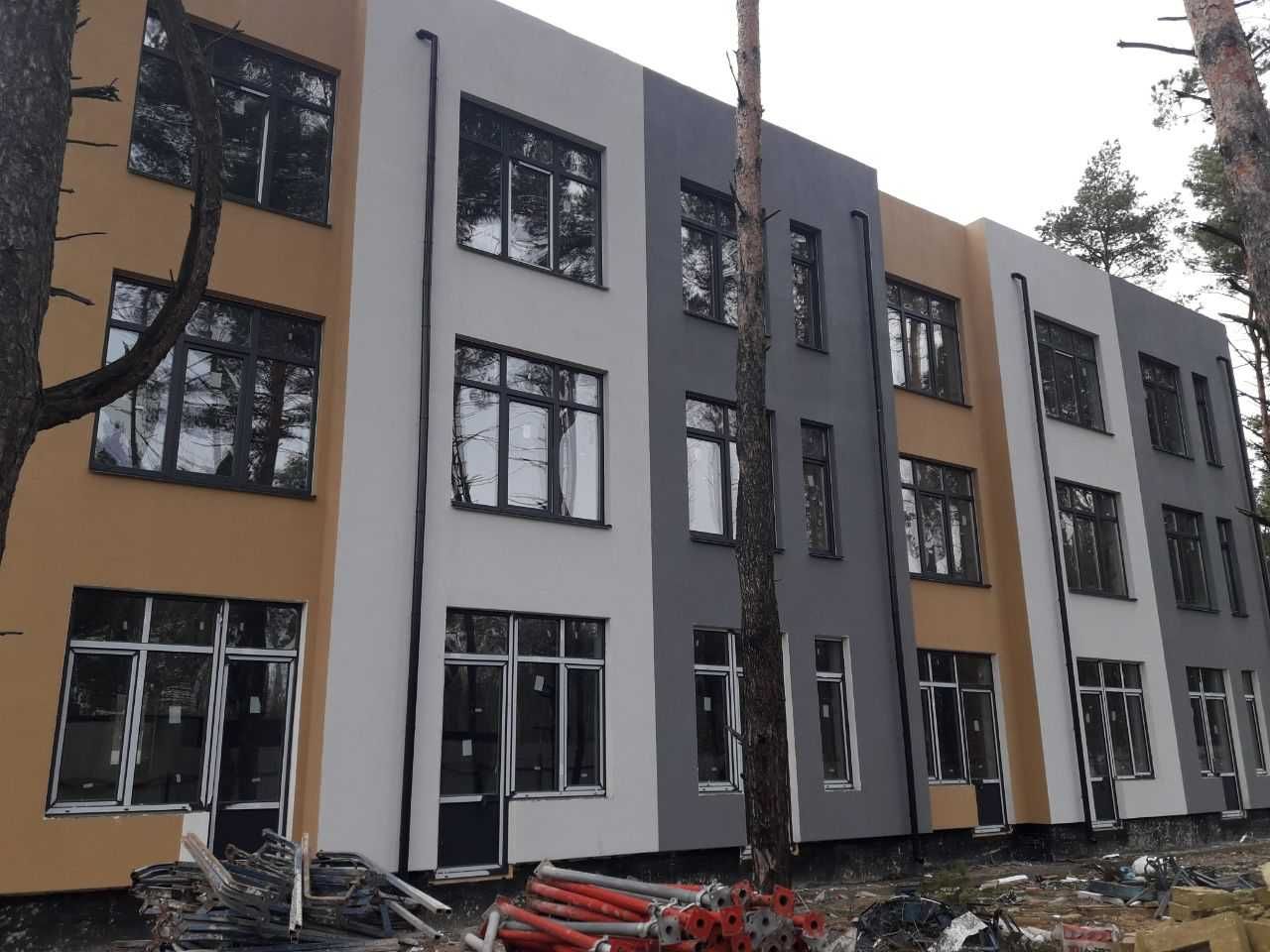 Продам квартиру в Дніпровському районі в оточенні соснового лісу
