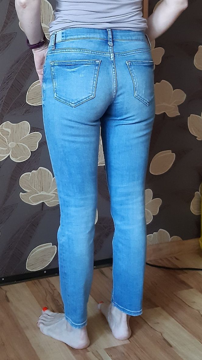 Jasne jeansy zara