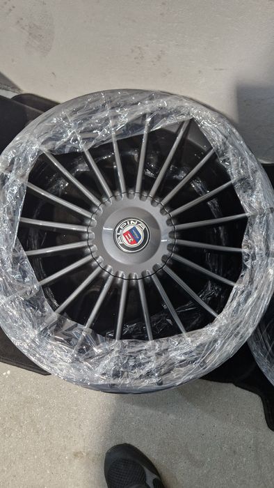 Sprzedam Piękne  felgi 20 cali oryginalna Alpina