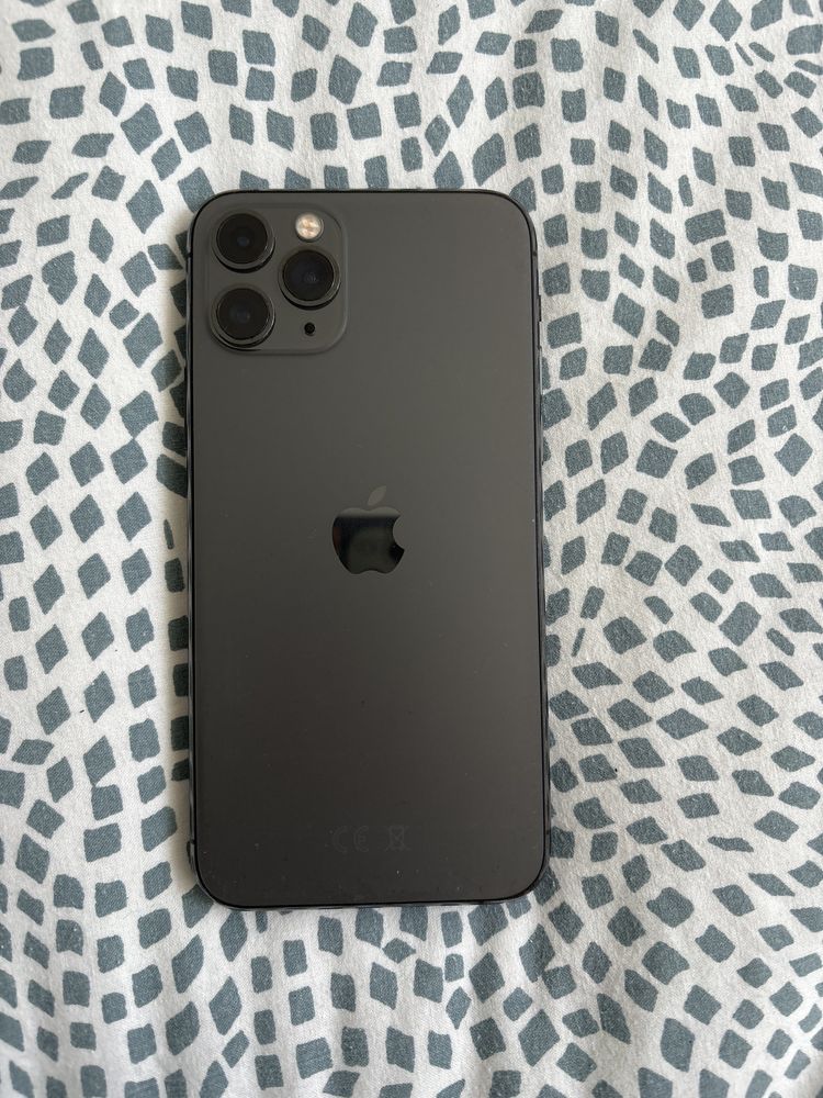 iPhone 11 Pro com 64GB