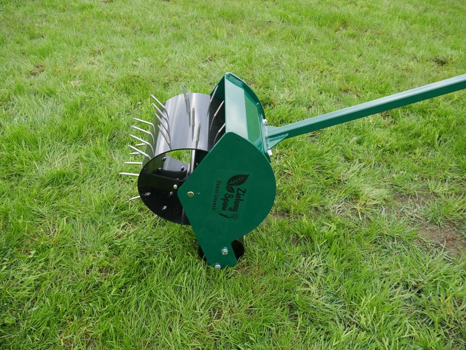 Mały Walec z kolcami Aerator do trawnika Zielony Spaw | Wysoka jakość!