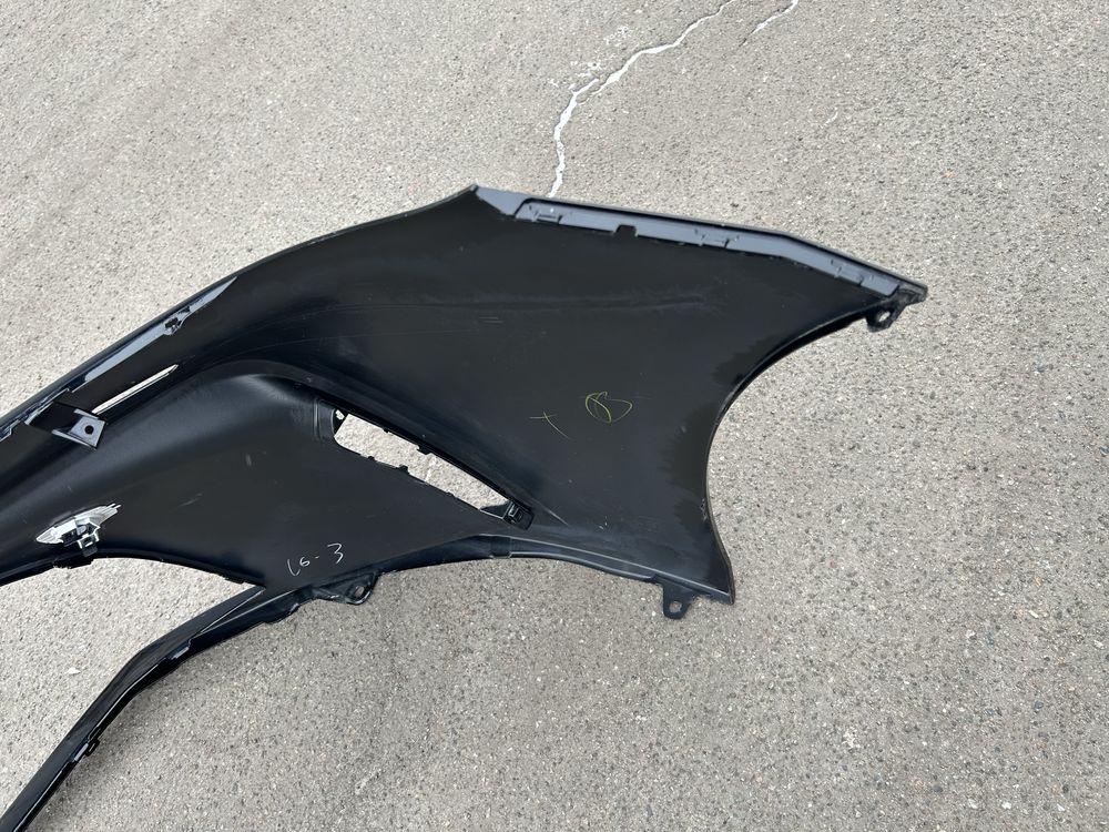 Toyota Camry 80 new бампер передний от 24-25год 52119-33F00