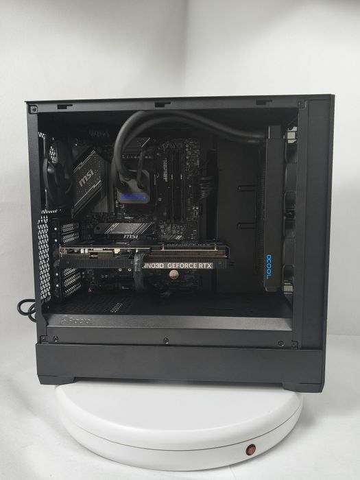 Komputer Gamingowy Ryzen 7 9800X3D,RTX 5070 Ti,32 GB,SSD,Win 11,USDT