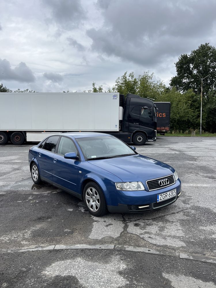 Audi A4 B6 1.6 MPI Benzyna 102km 2002r