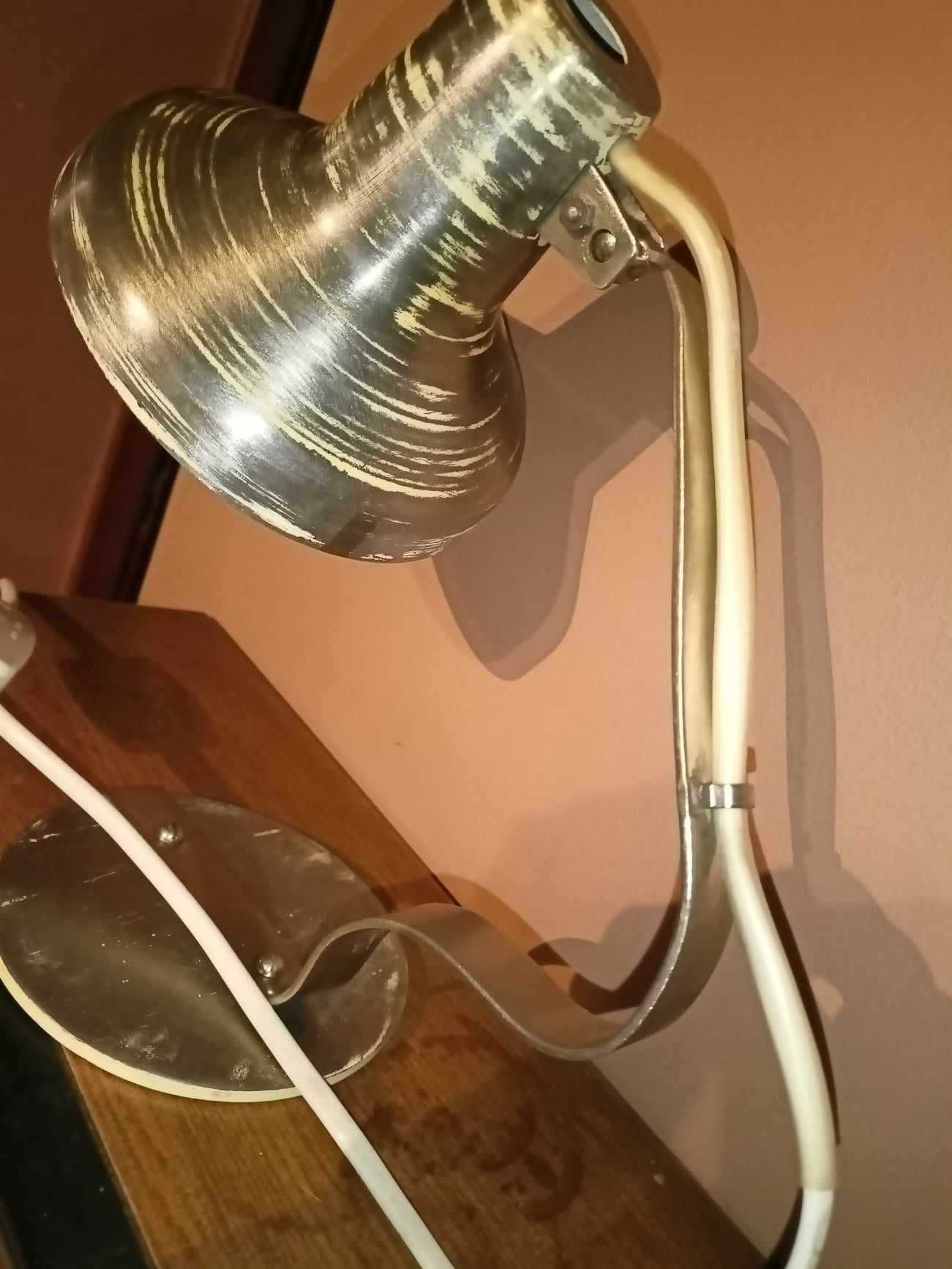 Lampa stojąca typ 475 PRL oprawa stołowo nastawna