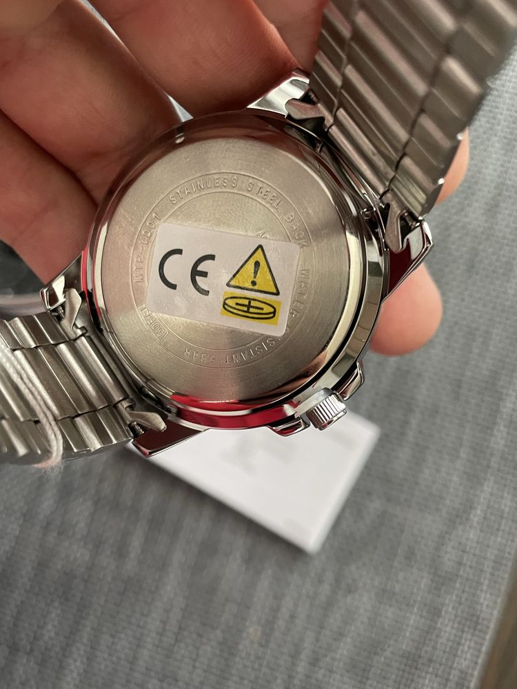 Годинник  casio MTP-VD01D-2EVUDF часи муржские касио чоловічий