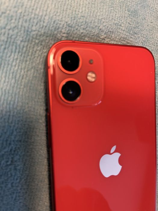 Iphone 12 mini com acessorios