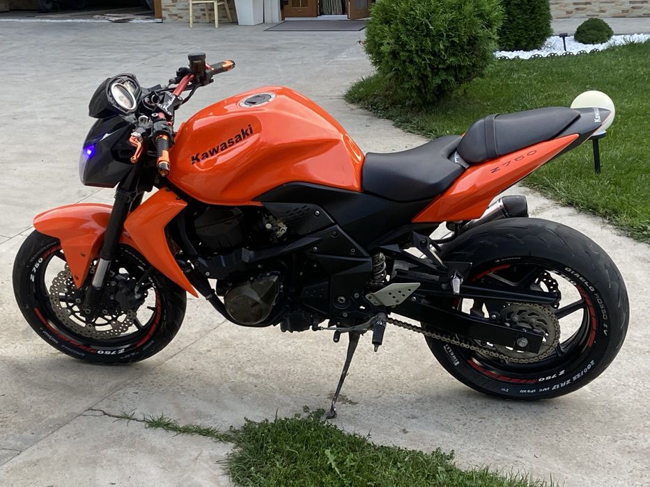 Kawasaki z750 2010 рік