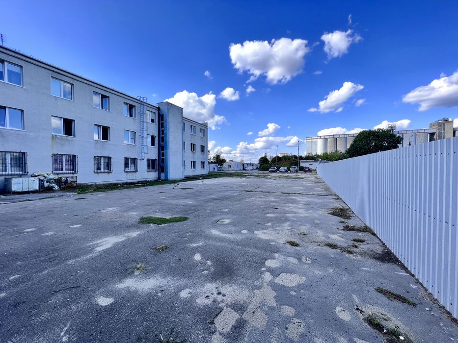 Do wynajęcia ogrodzony plac skład magazyn auto komis 1200m2