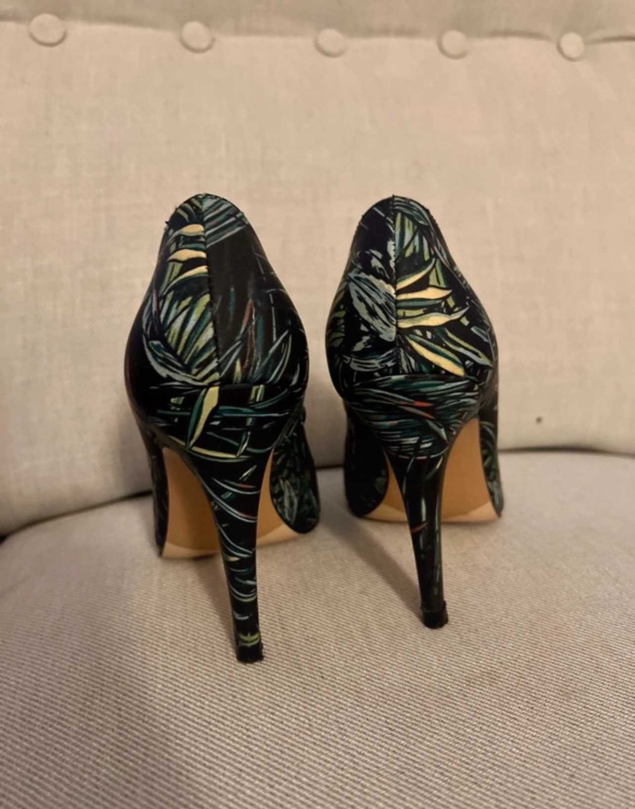 Sapatos Stilettos - Zara