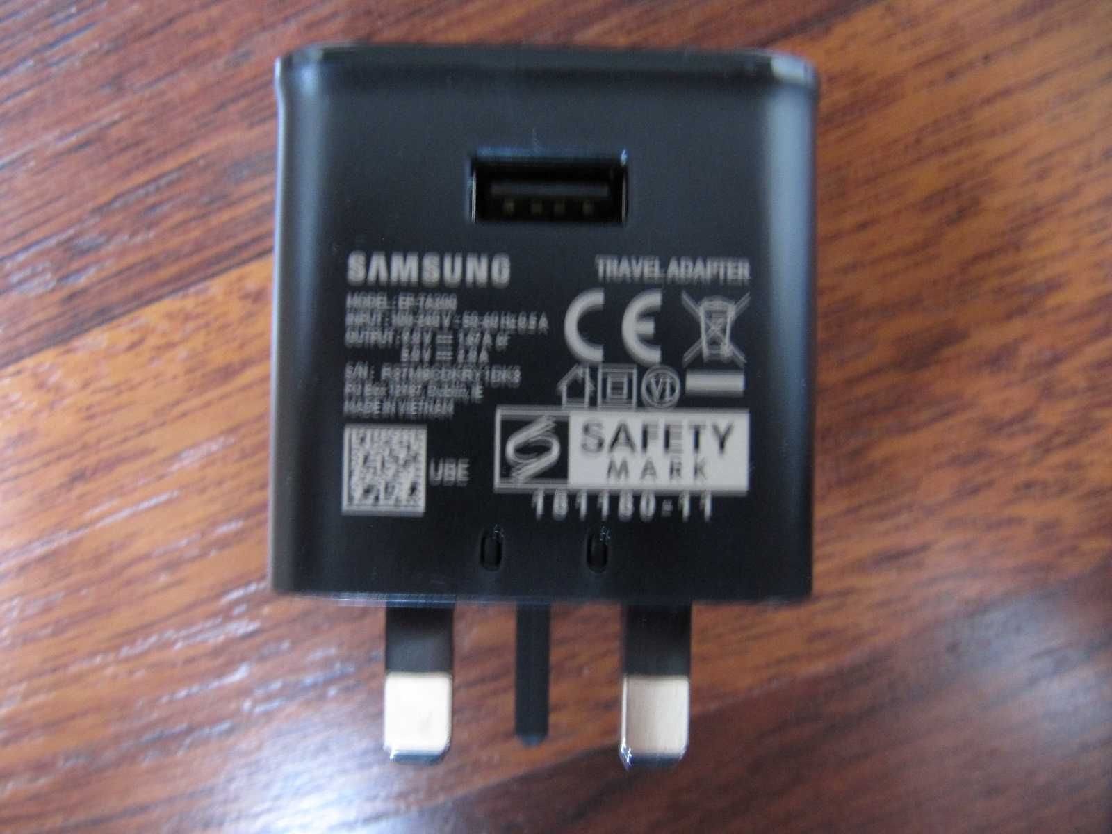 Ładowarka Samsung EP-TA200 Quick Charge (wersja UK) 2A zasilacz