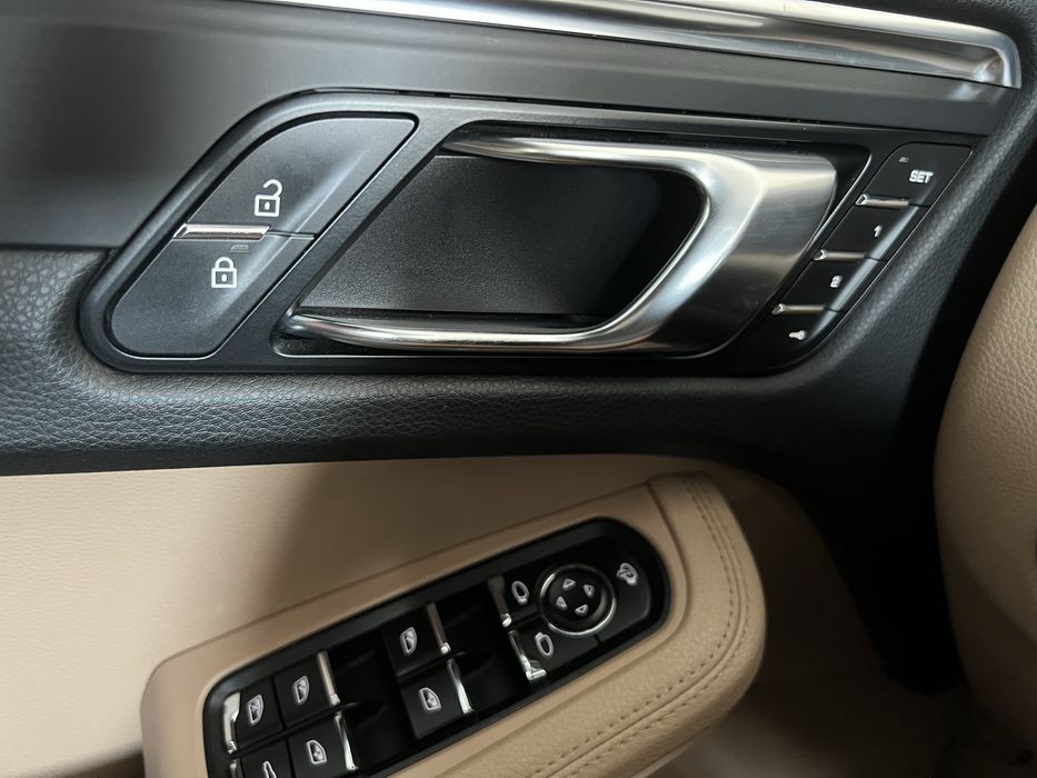 Porsche Macan 2.0Turbo 7PDK 4*4 рестайлінг