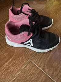 Кросівки ,кросовки для дівчинки Reebok30,5(19)
