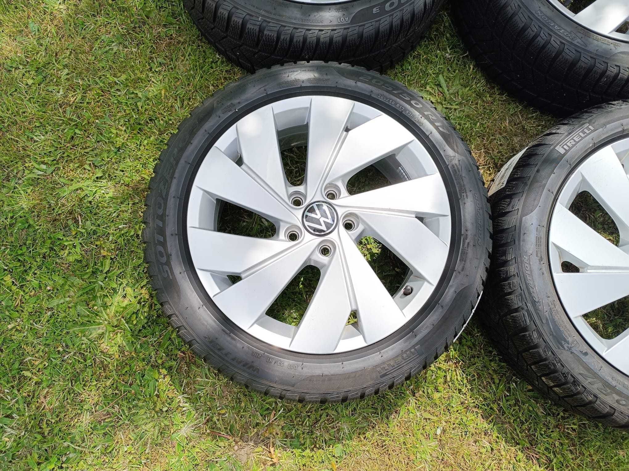 Koła Golf 8 205/50 R17 98H