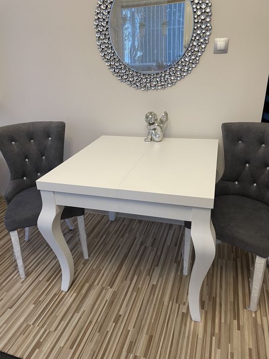 GLAMOUR komplet stół, 3 krzesła, kanapa