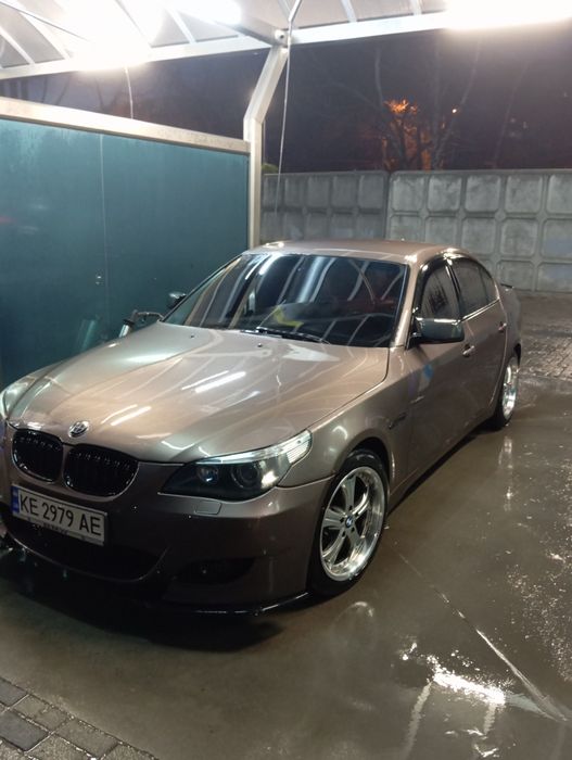 Продам БМВ Е60 2,5