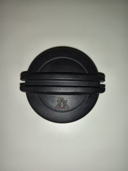 Кришка розширювального бачка