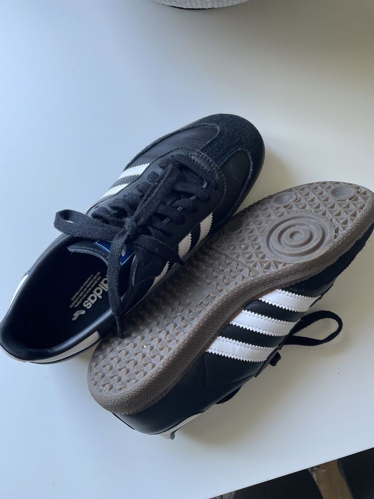 Ténis Adidas Samba Pretos