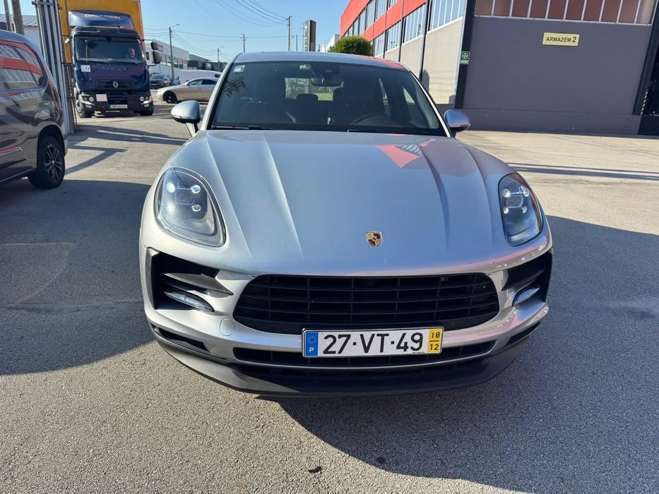 Porsche Macan Standard