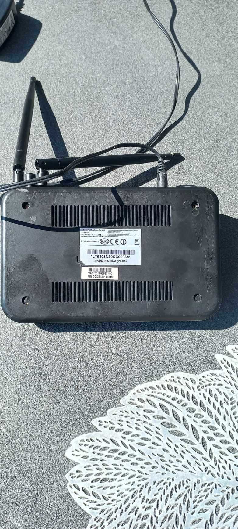 Router Edimax LT-6408n