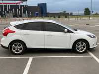 Ford Focus 2013 хетчбек