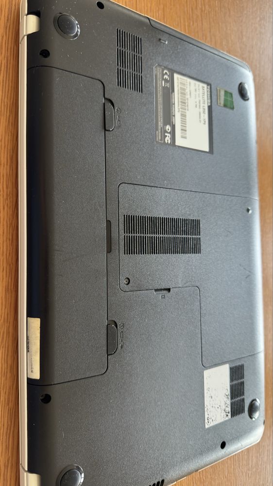 Portatil Toshiba Satellite L 850 1P9