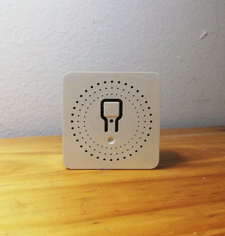 Inteligentny włącznik Wi-Fi dopuszkowy