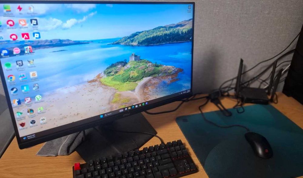 ігровий пк rtx4060 ryzen 9600x з монітором 300гц та перефирією